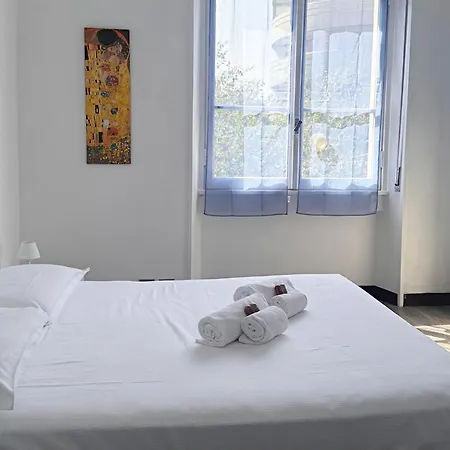 Apartment Bwr - Bilocale Vicino Navigli, Via Foppa Milan